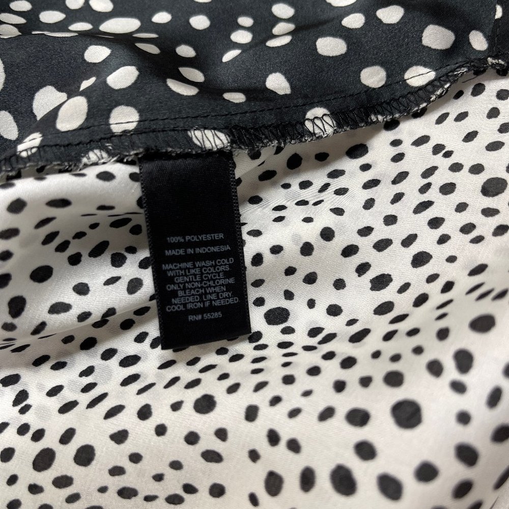 Express Color block sleevless blouse. - Picture 9 of 10